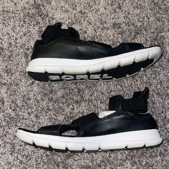 Sorel Black and White Women's Sandals - Picture 2 of 6